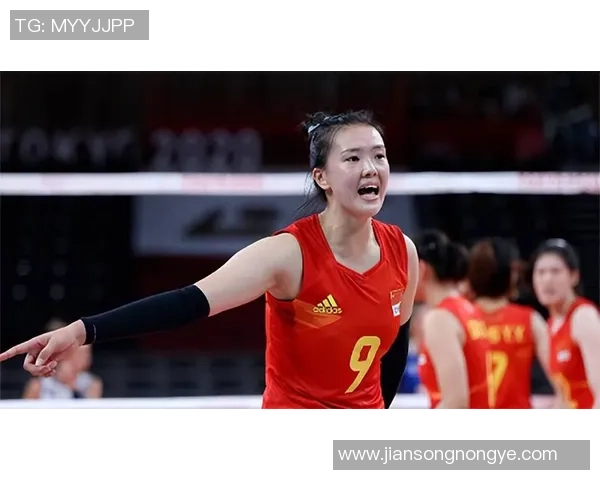 张常宁对足球明星的热爱与追随展现了她多元化的运动兴趣与个人魅力