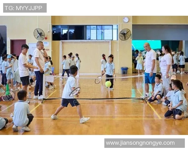 广州网球队荣登全国网球节奏排行榜第二名引发热议 广州网球队荣登全国网球节奏排行榜第二名引发热议
