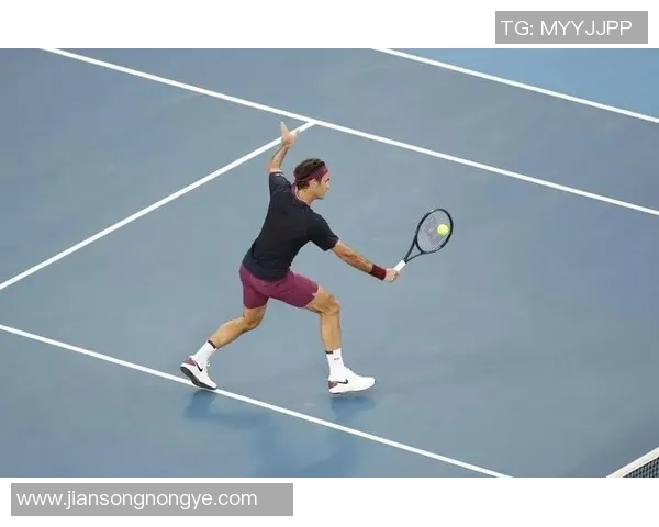 赛后分析:深圳网球队与重庆网球队在比赛中的灵活战术对比与启示